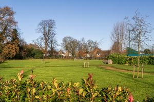 Pavilion Place, East Molesey- click for photo gallery